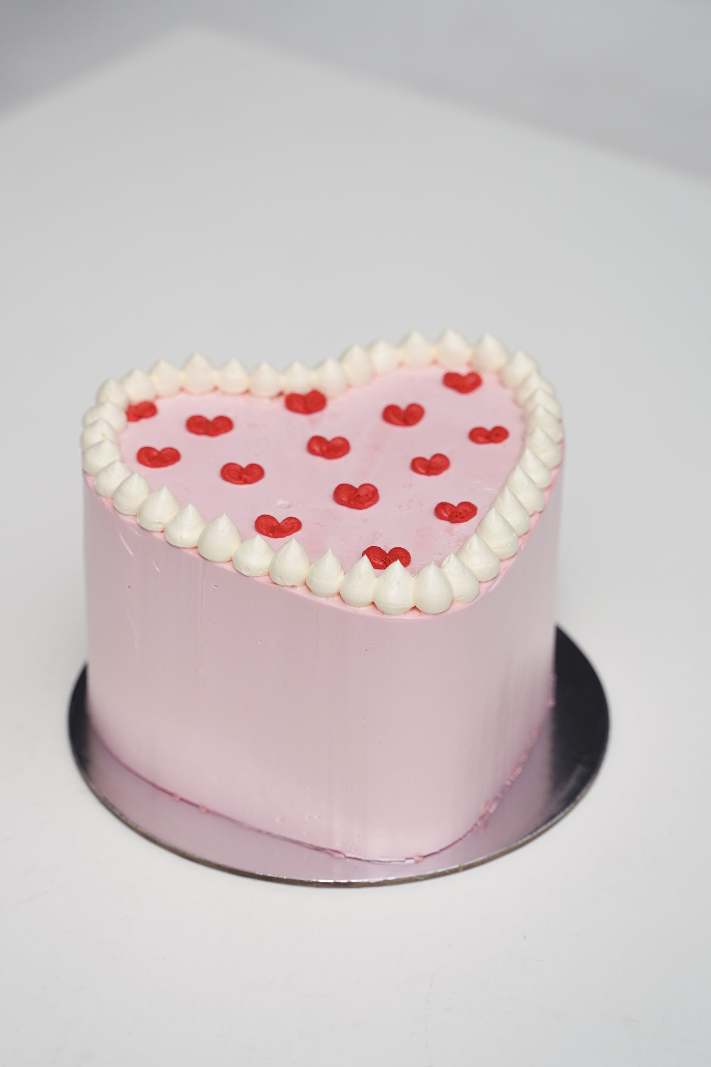 Glamorous Heart Cake